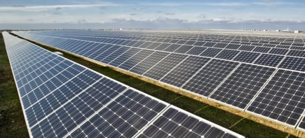 Альтернативная энергетика в апреле дополнительно получит 300 млн грн / Фото УНИАН