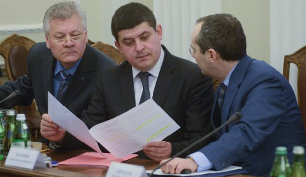 Министр инфраструктуры Максим Бурбак на заседании правительства