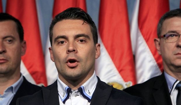 Jobbik” party leader Gábor Vona calls for restricting birthrate for Gypsies / REUTERS