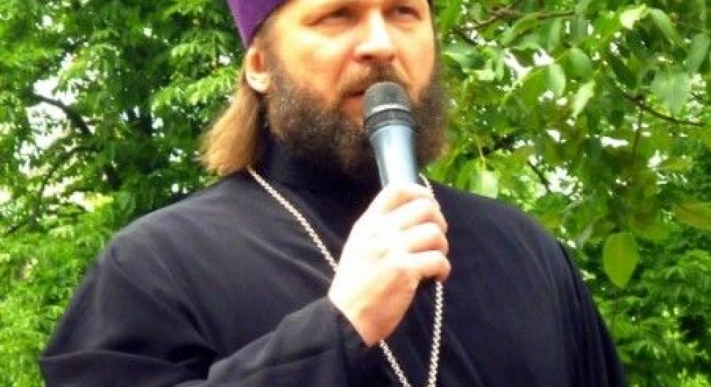 болград настоятель олег козлов. защитить священник. пожилой священник. дмитрий смирнов на радио комсомольская правда. протоиерей ткачёв андрей видео не в бровь а в глаз 2020г.