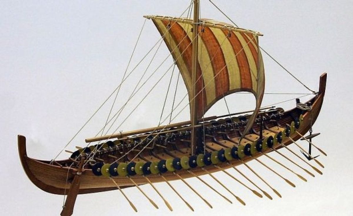 Vikingagravar i Valgarde 印刷物 На дні ірландського озера знайшли човен вікінгів