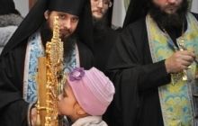 Почаевская икона Богородицы - в Десятинном монастыре: провожали икону со слезами