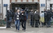 В Днепропетровске задержали офицера военкомата, который за взятки освобождал от мобилизации