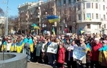 У Харкові проходить мітинг Євромайдану, активістів записують до самооборони