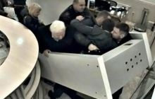 З'явилося відео, як Пшонка і Клименко проривалися на літак, тікаючи з України
