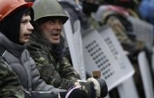 Самооборона Майдану заблокувала вхід до Кловського палацу, де відбудеться з'їзд суддів