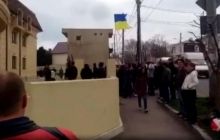 Царева заблокировали в одесском отеле