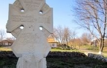 В Холодном яру открыт памятник Небесной сотне