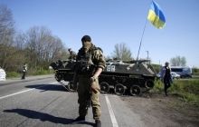 В Славянске украинская артиллерия обстреляла казарму боевиков - СМИ