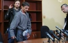 В Донецке показали "шпионов Правого Сектора", похожих на бомжей