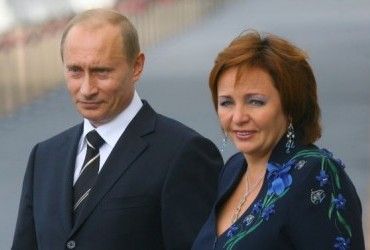 Как Людмила Путина 30 лет жила с тираном: подробности личной жизни (видео)