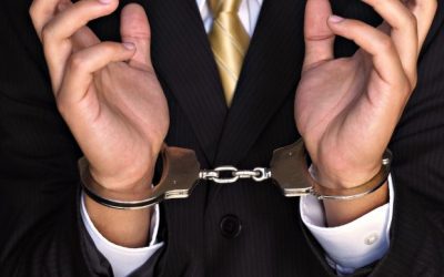 Наручники, коррупция / gdefon.com