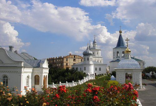 В Путивльском женском монастыре почтили память Молченской иконы Пресвятой Богородицы (фоторепортаж)