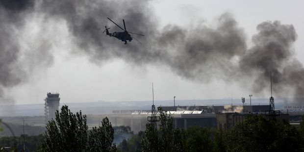 вертолет донецк / REUTERS
