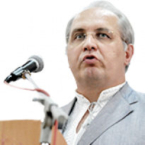 Реформу среднего образования следует начать с изменения статуса учителя (укр.)