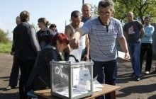 На "референдумі" у терористів в Луганську проголосують 400 тисяч "мертвих душ" - ЗМІ