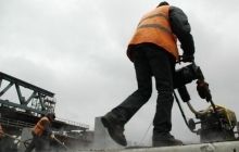 В КГГА пообещали продолжить строить Подольский мост и развязку на Почтовой площади