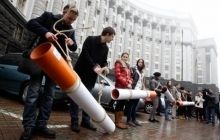 Електронні сигарети курять люди, що раніше не мали шкідливих звичок