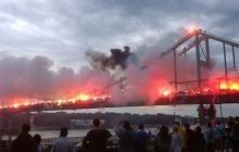 Ультрас понад десяти клубів провели мега пірошоу на підтримку єдності України