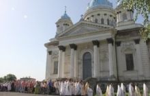 В Суммах через 100 лет после постройки освящен Троицкий собор