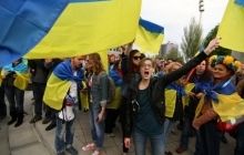 Сепаратисты набрасывались с битами на автомобили, поддержавшие сигналами акцию «За мирный Донбасс!"