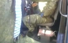 Женщинам, прогонявшим террористов из Краматорска, угрожают "повесить их на георгиевских лентах"