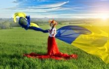 Алчевские фотографы создали патриотическую фотосессию под названием "Донбасс - это мы"