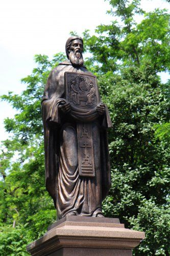 У Сімферополі відкрили пам'ятник Сергію Радонезькому (фоторепортаж)