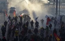 В Турции применили против протестующих слезоточивый газ и водометы