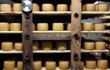 Россия усилила контроль за сырами еще одного украинского завода