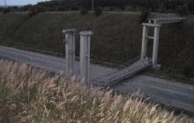 Терористи підірвали міст в Станиці-Луганській, щоб перекрити рух в Луганськ
