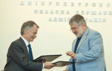 Коломойский и Джемилев подписали меморандум о сотрудничестве