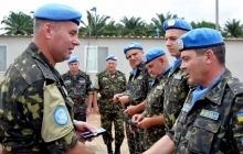 Украинских миротворцев в Кот-д'Ивуаре наградили отличиями миссии ООН
