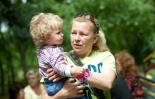 Из Донецкой области выехали 40 семей с детьми и 30 инвалидов