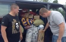Булатов привіз бійцям АТО спортивний одяг, футбольні м'ячі та ракетки для тенісу