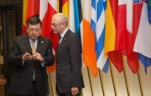 АП: Баррозу и Ромпей повторили, что ЕС с Украиной
