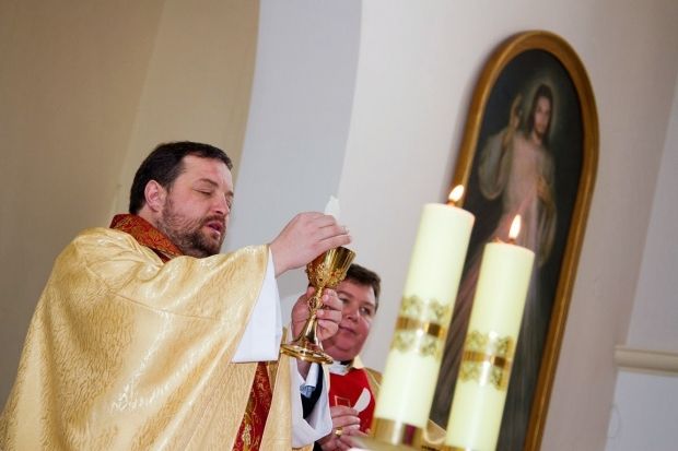 Терористи викрали священика / katolicdon.blogspot.com Терористи викрали священика / katolicdon.blogspot.com