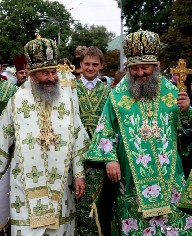 Торжества в честь преподобного Антония Печерского: многолюдный крестный ход и тихая радость (фоторепортаж)
