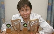 Аккордеониста Игоря Завадского приговорили к 13 годам за развращение несовершеннолетних
