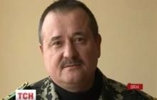 У Черкассах попрощались с убитым террористами генерал-майором Момотом