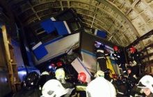 В сети опубликованы фото и видео аварии в московском метро