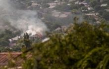 Вчора луганські бойовики, обстрілюючи аеропорт, влучили в будинок одного з своїх "міністрів" - активіст