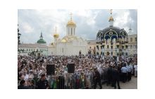 Троїце-Сергієву лавру 17 липня відвідали 50 тисяч вірян