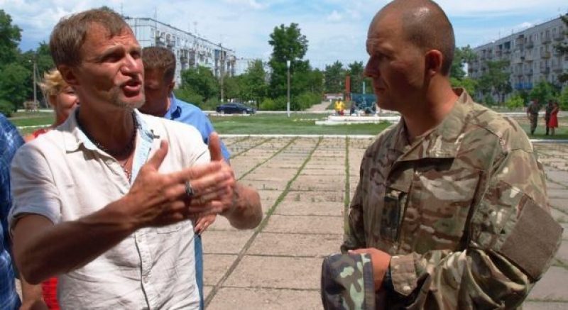 Та поспілкувався з українськими військовими / фото mil.gov.ua