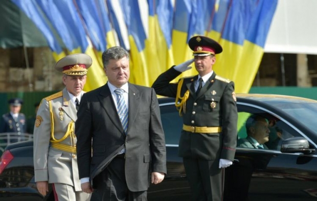 Порошенко говорит, что единственным государственным языком останется украинский / Фото УНИАН