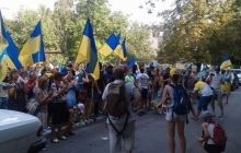 Харківські патріоти провели акцію біля будинку жінки, що добивала поранених євромайданівців