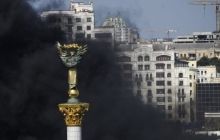 При попытке разбора палаток и баррикад на Майдане пострадали 3 человека