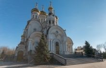 У Богоявленского собора Горловки вчера взорвался снаряд, есть раненые