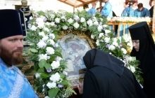 На урочистостях на честь 700-річчя Толзького монастиря молилися про мир в Україні