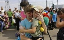 В Луганске из-за обстрела боевиками были ранены 68 мирных жителей